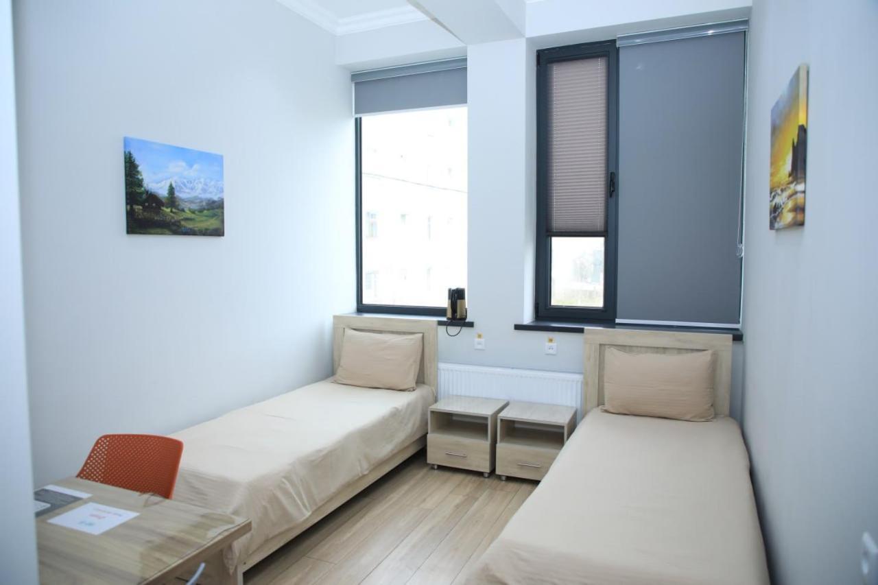 Ором Мед Hotell Namangan Eksteriør bilde